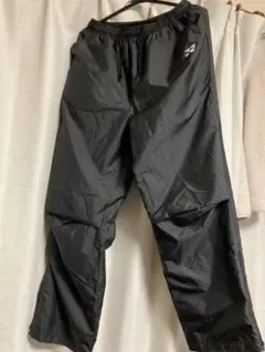 ヨネックス　ナイロンパンツ