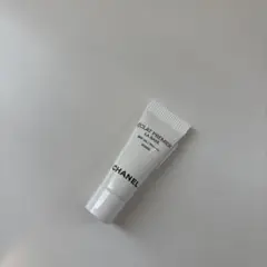 シャネル　エクラ　プルミエ　ラ　バーズ　ロゼ　サンプル
