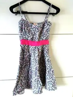 Chille anap キャミワンピース ノースリーブ 花柄 アナップのサムネイル