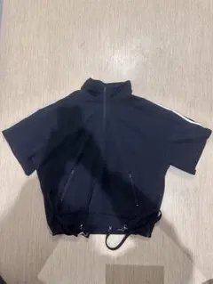 黒 ハーフジップ ショートスリーブ トップス