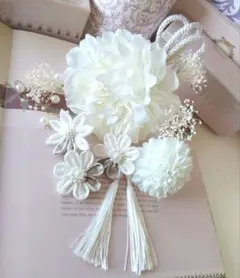 つまみ細工の髪飾り　成人式髪飾り　卒業式髪飾り　和装成髪飾り　ウエディングにも♡