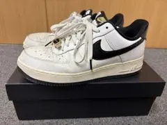 ナイキエアフォース 1'07 LV8