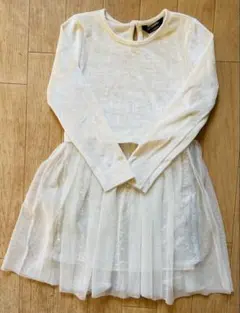 ホワイト長袖ワンピース