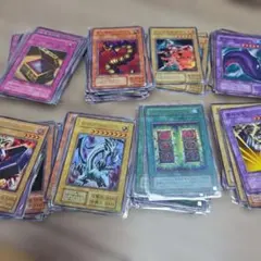遊戯王まとめ売り 約700枚 遊戯王 まとめ売り 約25枚 時の魔術師 初期あり - メルカリ