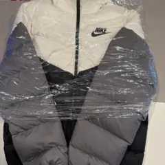 【美品クリーニング済】Nike ダウンジャケット M ホワイト/ブラック/グレー