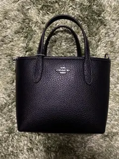 COACH ブラック ミニ ハンドバッグ　未使用に近い