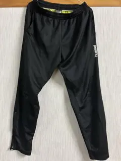 hummel ブラック ジャージパンツ
