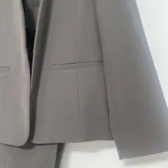 美品ナチュラルビュティーベーシック ノーカラージャケット　スーツセットアップS
