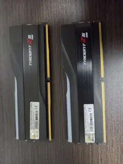 GSK F4-2666C18D-64GVK (32GBx2) DDR4 メモリ - メルカリ