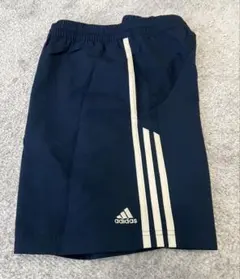 adidas ネイビー ハーフパンツ サイドストライプ