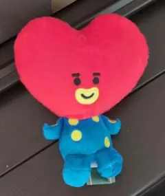 BT21 TATA ぬいぐるみ キーホルダー - メルカリ
