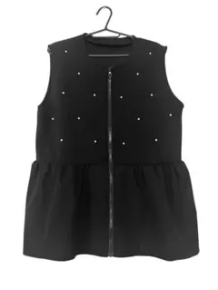 最終値下げ‼️ビジュー付き黒ベスト Lサイズ