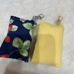 ポケットティッシュケース　2個セット　二つ折り　ハンドメイド　チャーム
