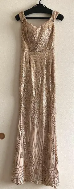 ビーズ刺繍 ベージュ マーメイドドレス