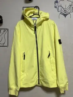 ストーンアイランド マイクロリップストップ プリマロフト® フーデッド