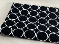 刺繍生地.中厚リネン.幅135cm×50cm.黒地、タンバリン