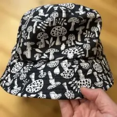 キノコ柄 バケットハット モノトーン