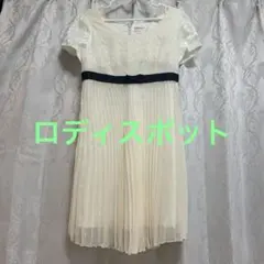 タグなし新品　ロディスポット　アイボリーベージュ　プリーツワンピース Mサイズ