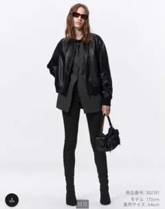 黒スキニー デニム