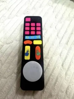 Peopleピープル　おもちゃ　リモコン　0歳 知育玩具
