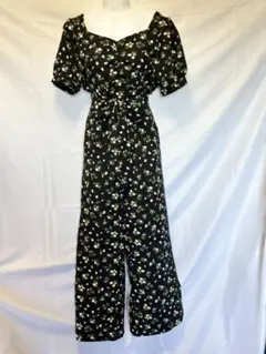 【リゾート】花柄オフショルダーセットアップ