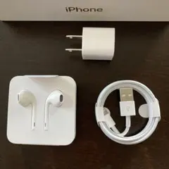 iPhone 純正　イヤホン、充電器、アダプター