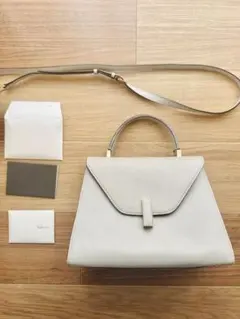 安心鑑定対象♡ 定価594000円♡ 未使用 valextra ミニ イジィデ ミニ イジィデ オイスターグレー[WBES0036028LOC99MO] Iside Top