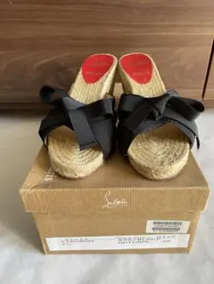 Christian Louboutin リボンサンダルのサムネイル