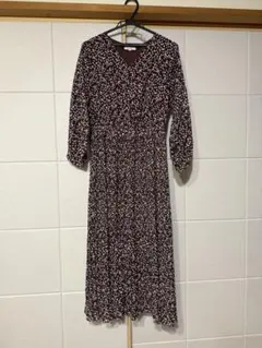 美品 PLST バーガンディ花柄Vネックロングワンピース