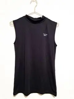 Reebok ノースリーブ ハイネック ブラック