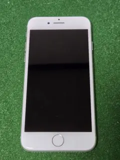 iPhone 8 シルバー 64GB au