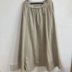 フレアロングスカート