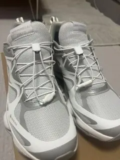 【最終値下げ】着用一回MERRELL MATIS GORE-TEX スニーカーのサムネイル