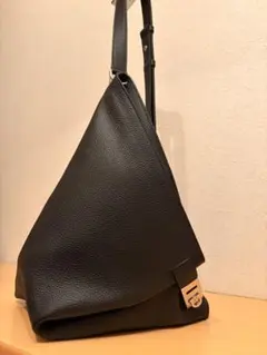 極美品　Salvatore Ferragamo ボディバッグ ブラック