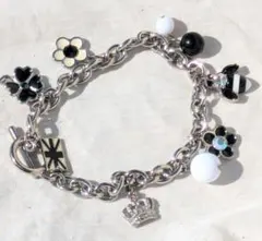 マリークワント　チャーム付きブレスレット　王冠　バッグのチャームとしても