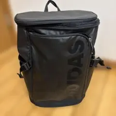 adidas 黒 リュック