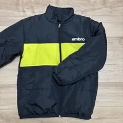 新品 umbro ジャケット 160 黒/黄色