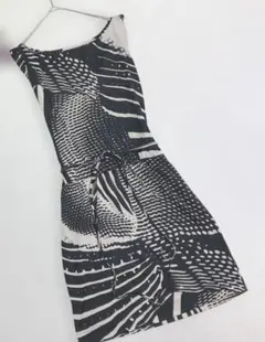 【ROSE BUD】ノースリーブワンピース 総柄 ウエストリボン