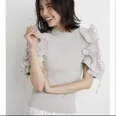 SNIDEL Sustainableフリルスリーブニットプルオーバー