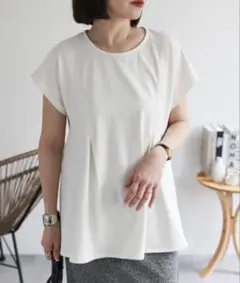 新品★ボンジュールサガン アプレトロ フロントタックペプラムTシャツのサムネイル