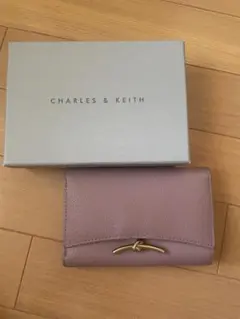 CHARLES & KEITH パープル 三つ折り財布