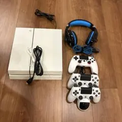 SONY PS4 ホワイト 本体 + コントローラー3台✨