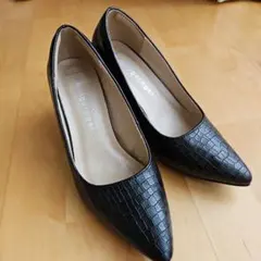 小さいサイズ　アクアガレージ　走れるパンプス　21.5cmのサムネイル
