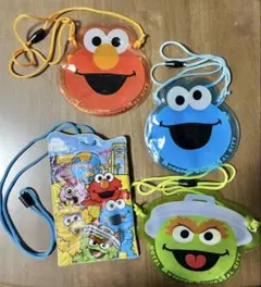 セサミストリートクリアポーチ　エルモ　クッキーモンスター　オスカー　ケース　4点