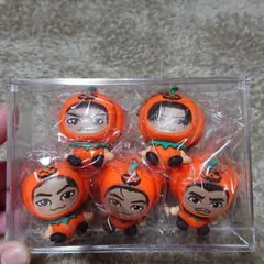 DOBERMAN INFINITY かぼちゃ着ぐるみキーホルダー ハロウィン