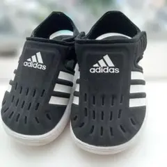adidas ベビーサンダル 黒　13センチ