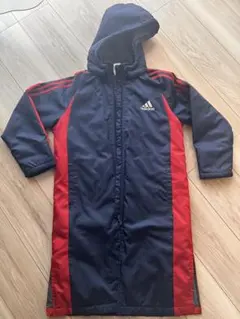 adidasベンチコート　ジュニア140センチ