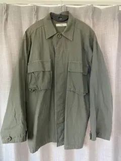 ホリデイ　ミリタリージャケット