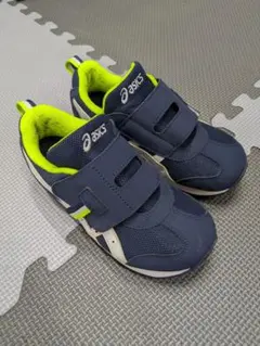 asics ベルクロ キッズ　スニーカー　すくすく　20.0cm