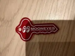 MOONEYES キーホルダー レッドのサムネイル